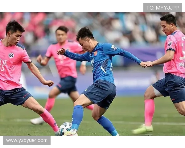 足球运动员的团队合作与战术配合